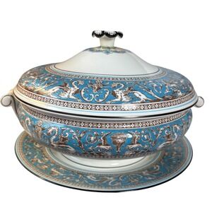 Wedgwood Florentine Turquoise Covered Vegetable Dish w/ Underplate Bone China